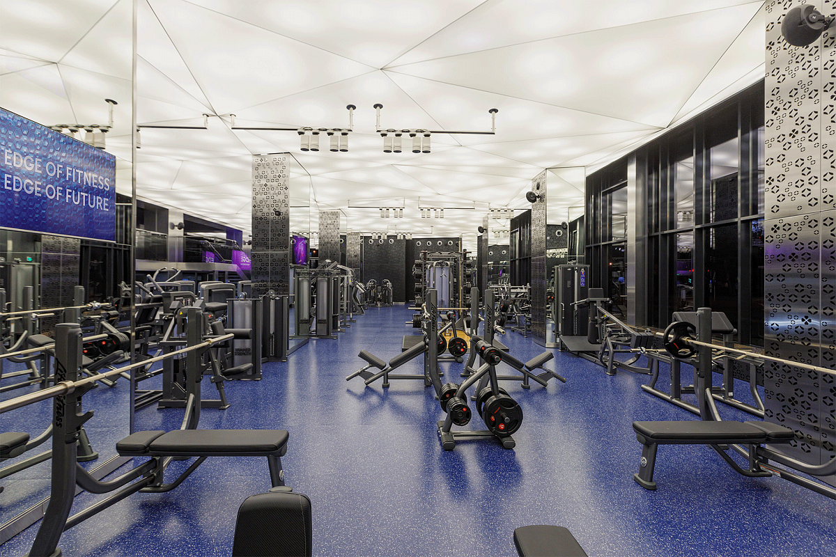 Edge новосибирск. Edge Premium Fitness. Edge Fitness Новосибирск. Edge Premium Fitness Club. Edge спортзал Новосибирск.